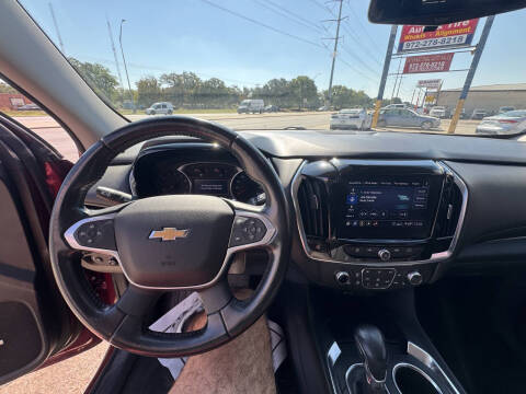 2021 Chevrolet Traverse LT Leather