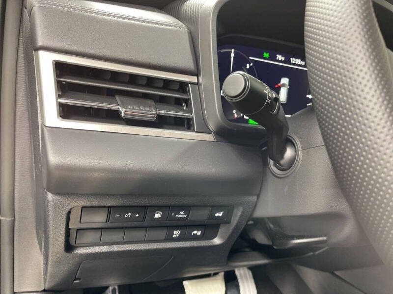 2026 Mitsubishi Outlander PHEV SEL