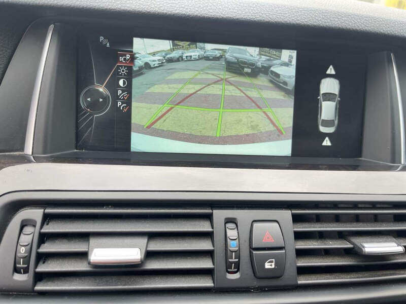 2014 BMW 5 Series 528i