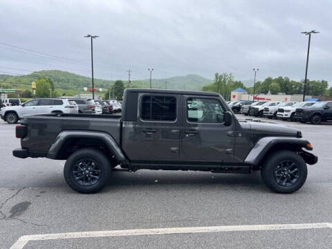 2026 Jeep Gladiator 85th Anniversary Edition