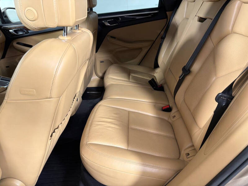 2018 Porsche Macan
