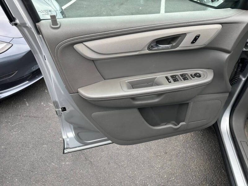 2014 Chevrolet Traverse LS