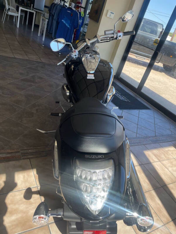 2025 Suzuki Boulevard M109R