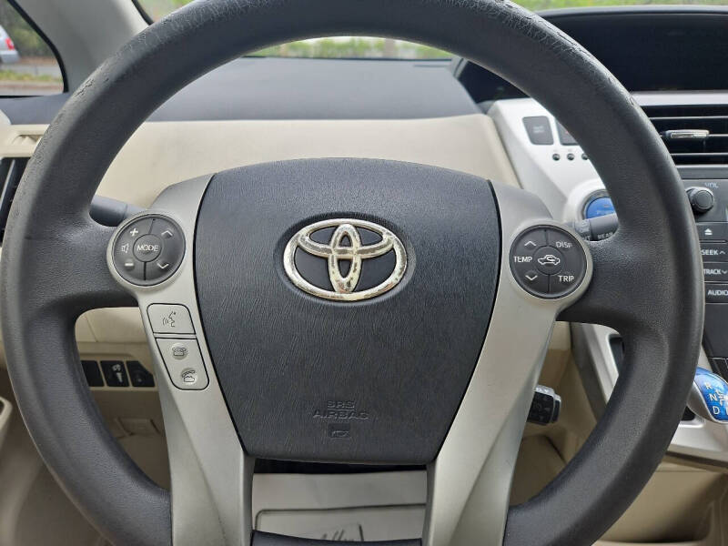 2012 Toyota Prius v Three