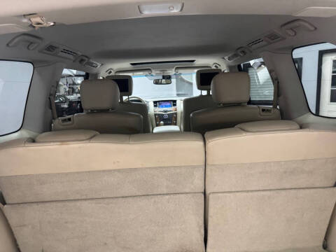 2011 Infiniti QX56