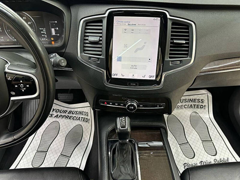 2019 Volvo XC90 T5 Momentum