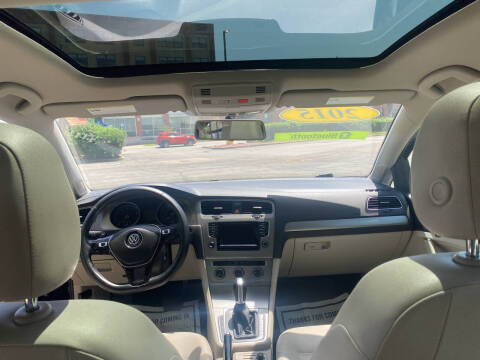 2015 Volkswagen Golf TSI S