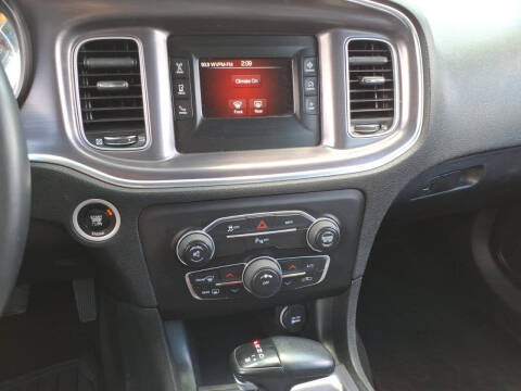 2015 Dodge Charger SE