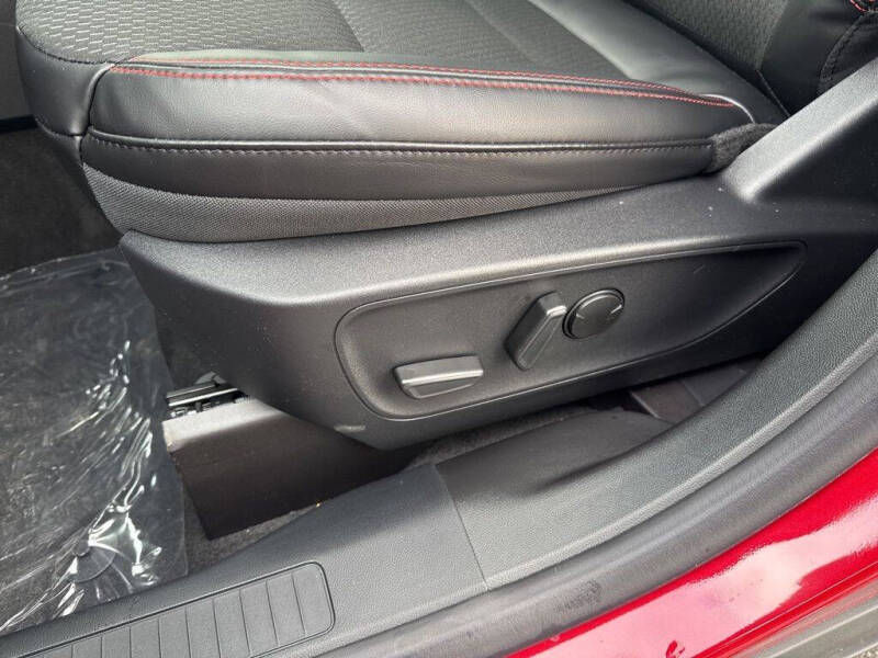 2026 Ford Escape Hybrid ST-Line Select