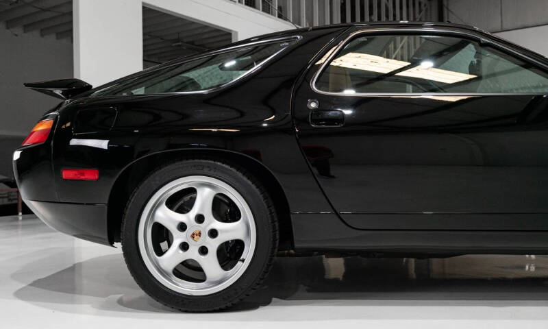 1995 Porsche 928 GTS