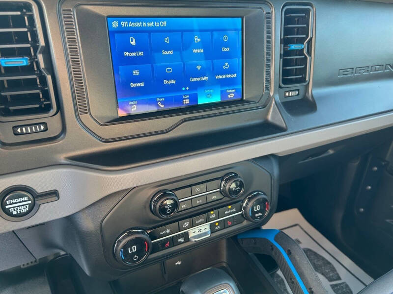 2023 Ford Bronco Black Diamond