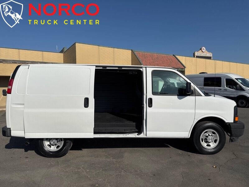 2017 Chevrolet Express 2500