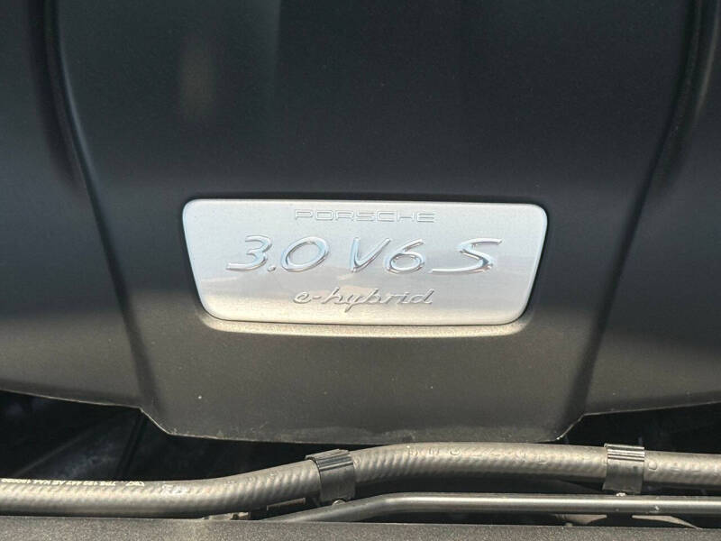 2016 Porsche Cayenne S E-Hybrid