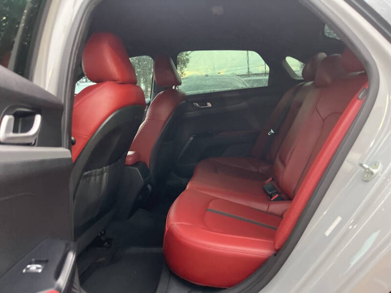 2023 Kia K5 GT-Line