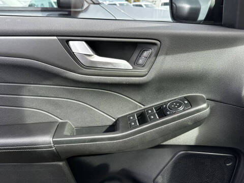 2023 Ford Escape Plug-In Hybrid