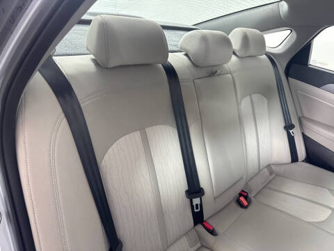 2016 Hyundai Sonata Hybrid SE