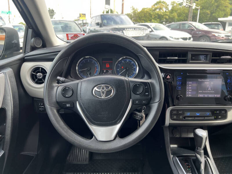 2018 Toyota Corolla LE