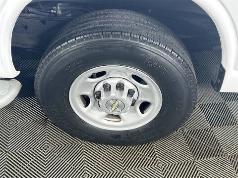 2024 Chevrolet Express 2500
