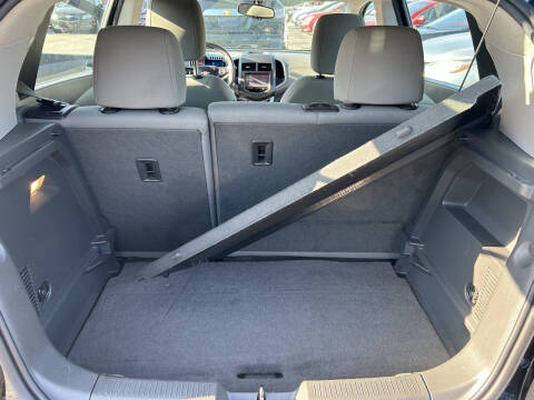 2016 Chevrolet Sonic LT Auto