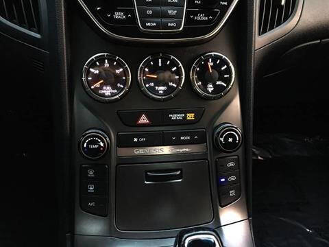 2014 Hyundai Genesis Coupe 2.0T R-Spec