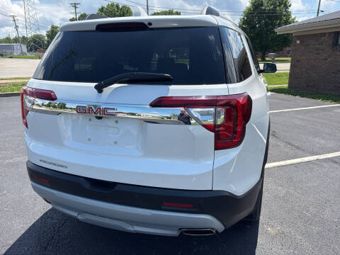 2023 GMC Acadia SLT