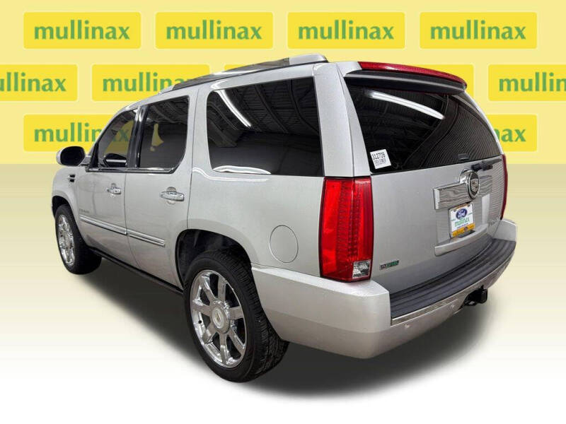 2011 Cadillac Escalade Premium