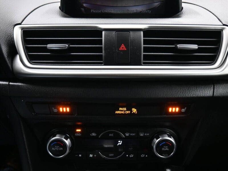 2017 Mazda MAZDA3 Touring