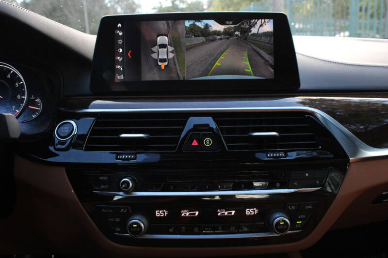 2018 BMW 5 Series 540i