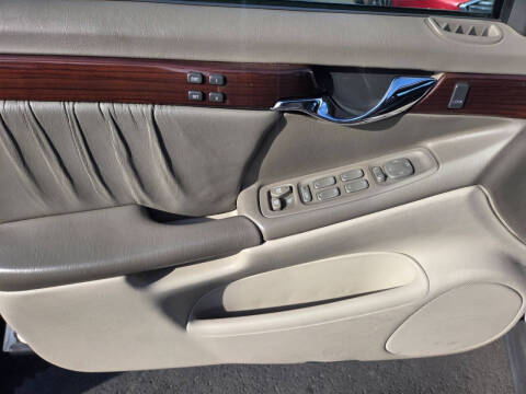 2002 Cadillac DeVille DHS