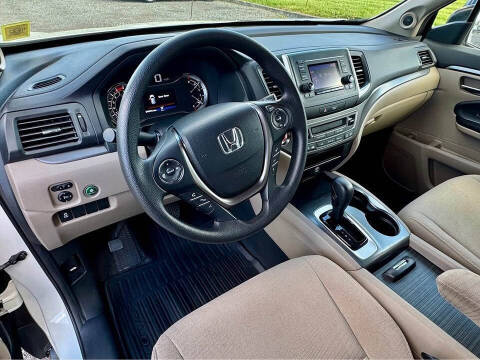 2017 Honda Pilot LX