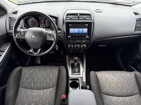 2022 Mitsubishi Outlander Sport LE