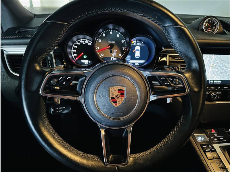 2016 Porsche Macan S