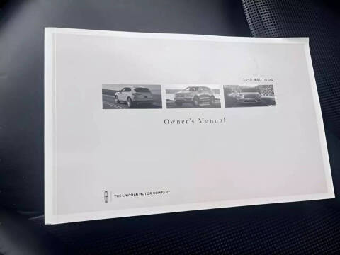 2019 Lincoln Nautilus Select