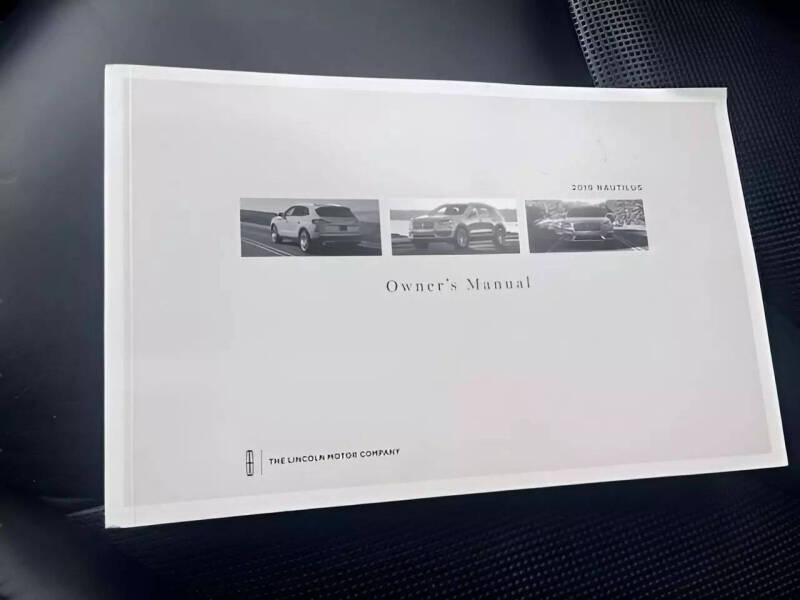 2019 Lincoln Nautilus Select