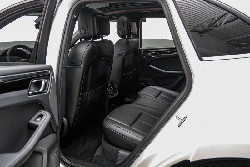 2024 Porsche Macan