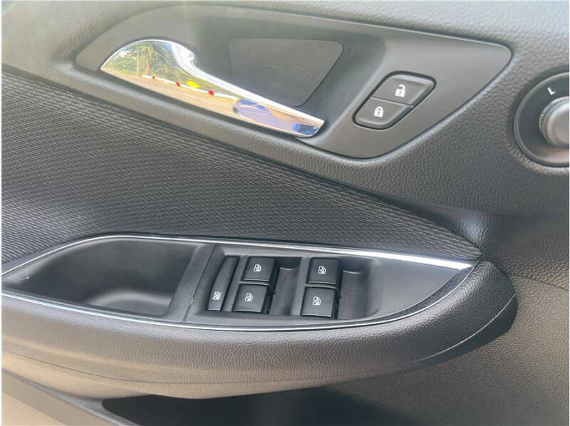 2018 Chevrolet Cruze LT Manual