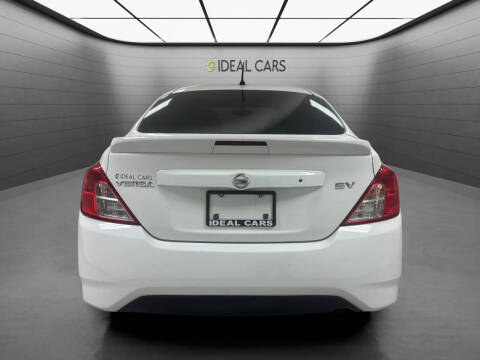 2017 Nissan Versa 1.6 SV