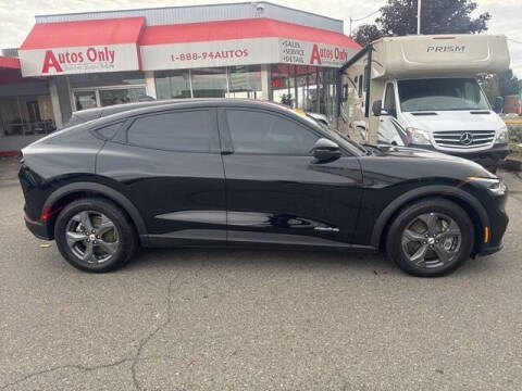 2022 Ford Mustang Mach-E Select