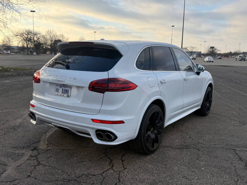 2016 Porsche Cayenne