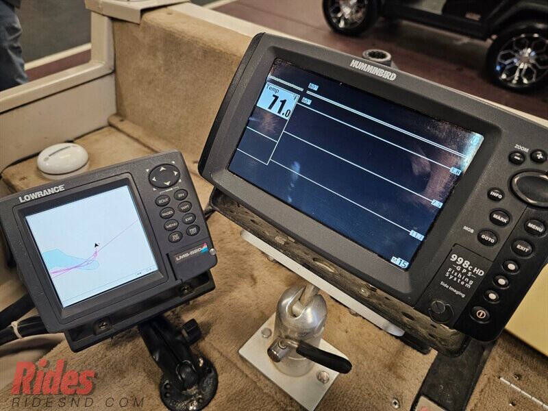 2003 Crestliner 1600