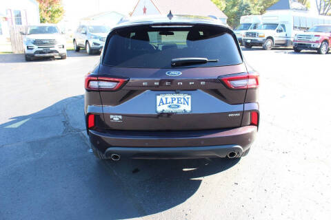 2023 Ford Escape ST-Line