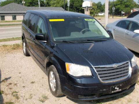 2010 Chrysler Town and Country for sale at We Finance Inc in Green Bay WI