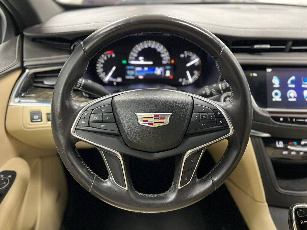 2017 Cadillac XT5 for sale at Conway Imports in   Streamwood, IL