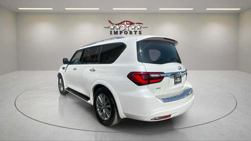 2022 Infiniti QX80 Luxe