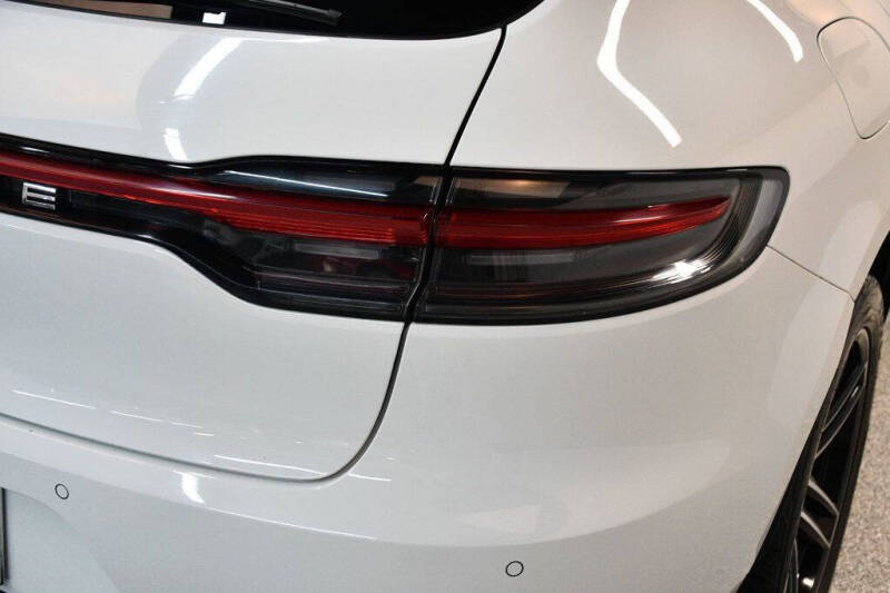 2020 Porsche Macan S