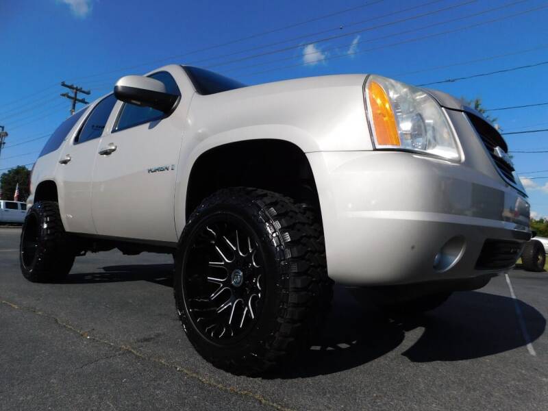 2007 GMC Yukon for sale at Used Cars For Sale in Kernersville NC