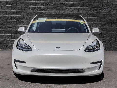 2019 Tesla Model 3 Mid Range