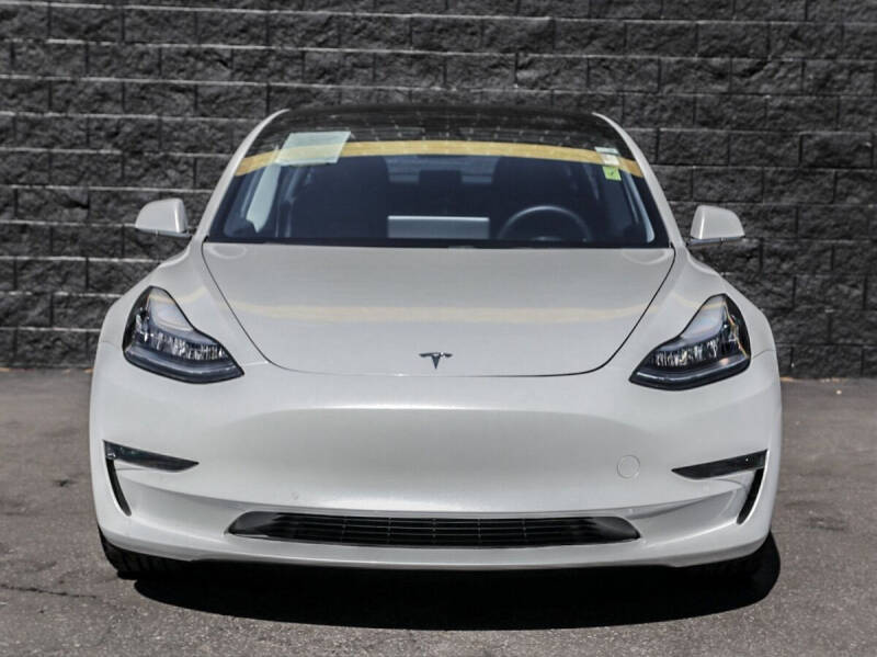 2019 Tesla Model 3 Mid Range