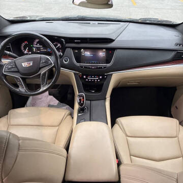 2018 Cadillac XT5 Luxury