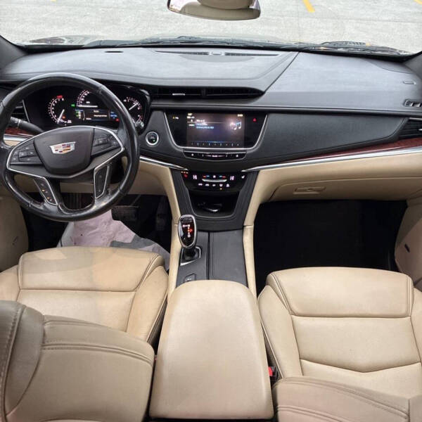 2018 Cadillac XT5 Luxury